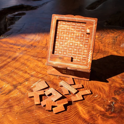 CalendarPuzzle-Tan1